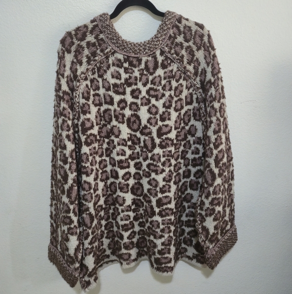 Free People Brown and Cream V-Neck Sweater XL Animal Print - Picture 5 of 13